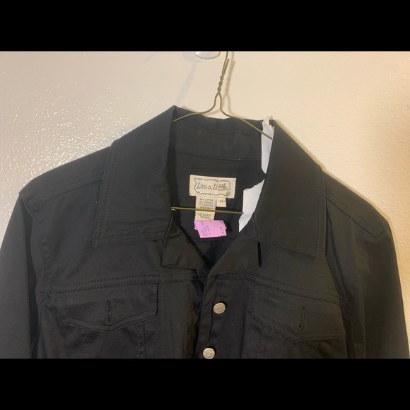 Black jean jacket.  Waist length.  Slight stretch in fabric.  dry cleaned. - Picture 4 of 4